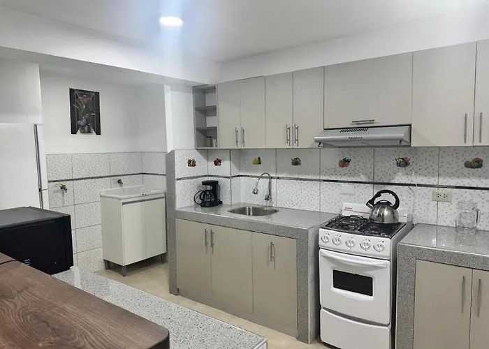 Santa Ana Apartment *